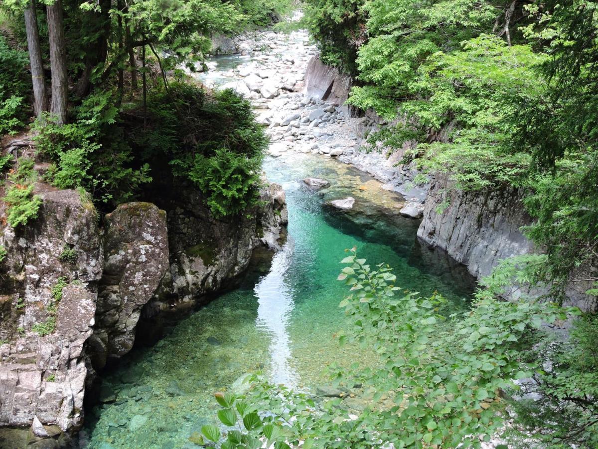Hotel 阿寺温泉 フォレスパ木曽あてら荘 Okuwa Exteriér fotografie